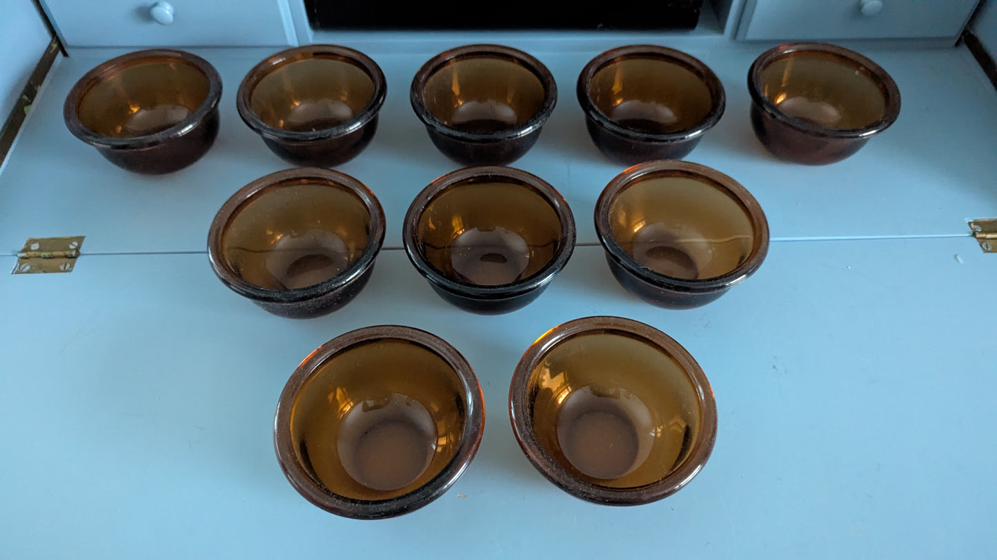 Nuutajärvi - Luna Annoskulho / Jälkiruokakulho (10kpl, 1971-1993, Kaj Franck)