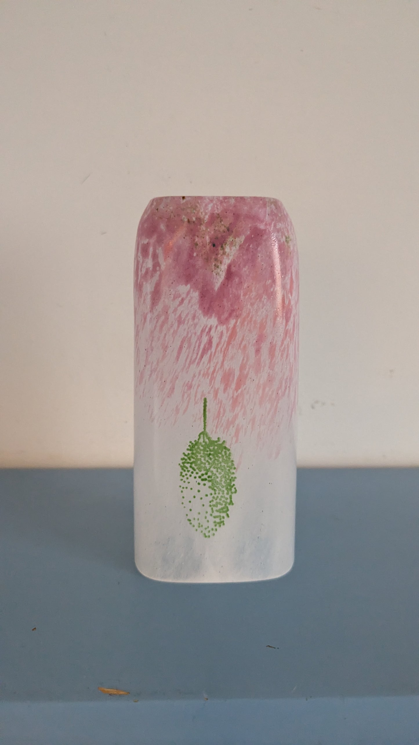 Kosta Boda - May Maljakko (1986-1989, Signeerattu, Kjell Engman)