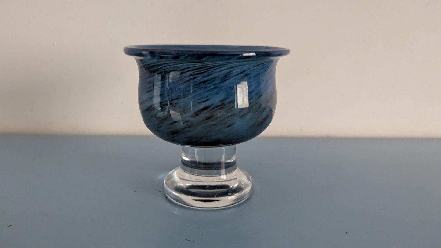 Kosta Boda - Talatta Sokerikko / Jalallinen Malja (1972, Signeerattu, Bertil Vallien)