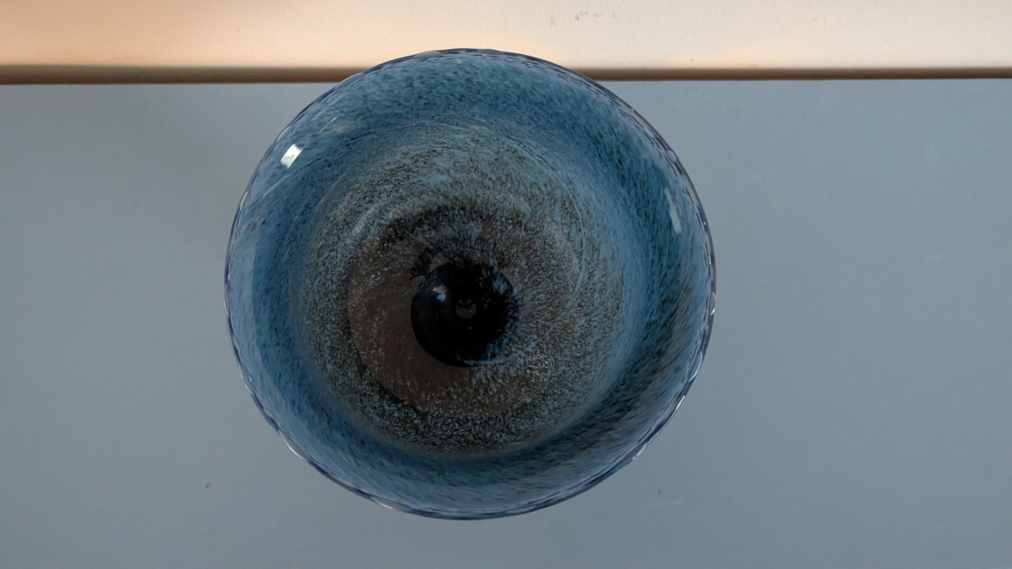 Kosta Boda - Talatta Jalallinen Malja (1972, Bertil Vallien)