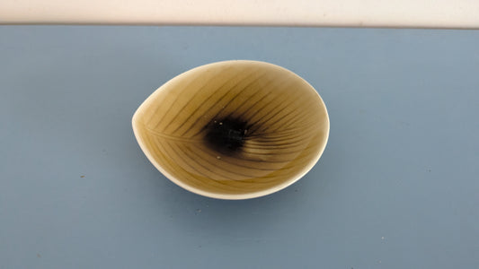 Arabia Lehti Kulho / Tuhkakuppi (1950-1960-luku)