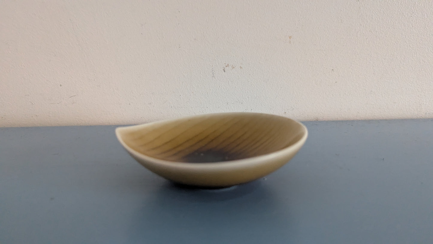 Arabia Lehti Kulho / Tuhkakuppi (1950-1960-luku)