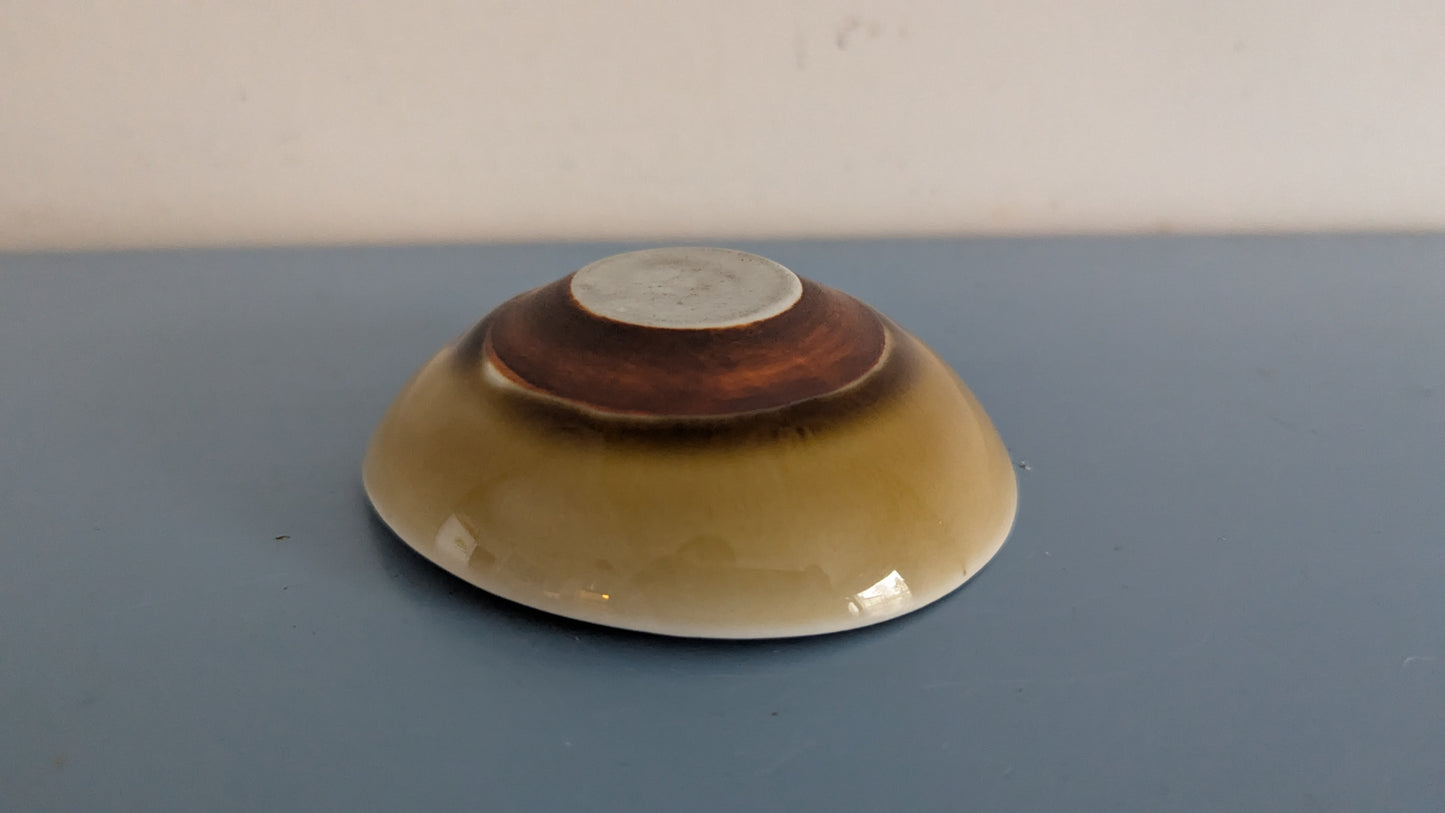 Arabia Lehti Kulho / Tuhkakuppi (1950-1960-luku)