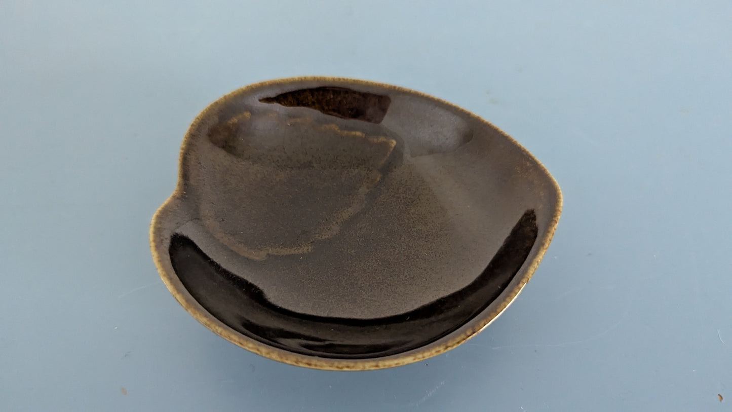 Arabia Lehti Kulho / Tuhkakuppi (1950-1960-luku)