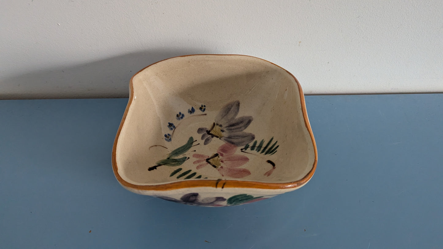 Kupittaa Savi - Kukikas Kulho (1950-luku, Signeerattu, Hillevi Yli-Konttinen)