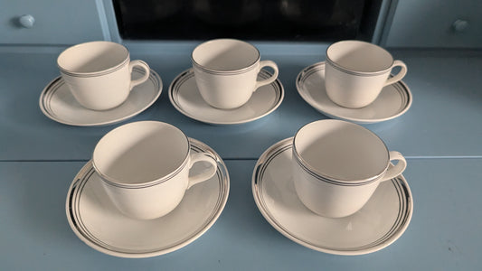 Arabia Platina Kahviastiasto Viidelle Hengelle (10-osaa, 1957-1973)