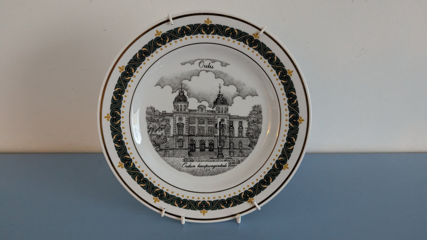 Kodin Taide BEX Oy - Oulu, Oulun Kaupungintalo Seinälautanen (1998, 23/250)