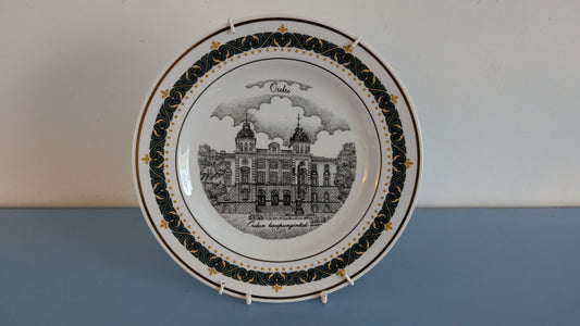 Kodin Taide BEX Oy - Oulu, Oulun Kaupungintalo Seinälautanen (1998, 23/250)