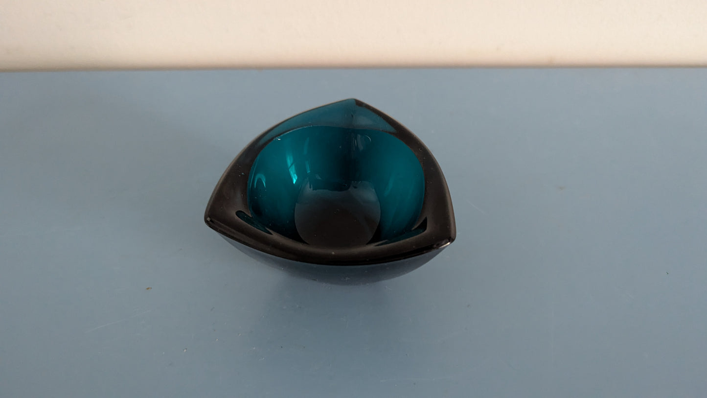 Nuutajärvi Häränsilmä Tuhkakuppi / Tuhka-astia (1956-1971, Kaj Franck)