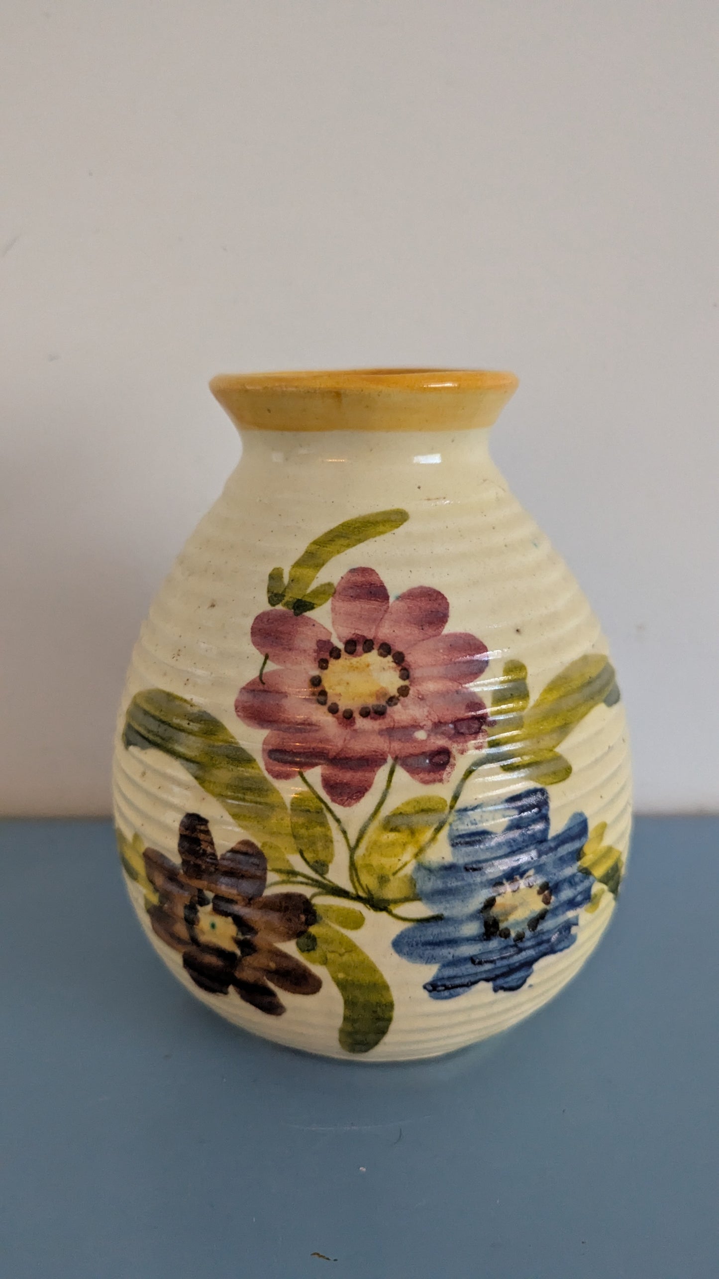 Kupittaa Savi - Ruukku / Maljakko (1950-luku, Signeerattu, Helmi Suova)