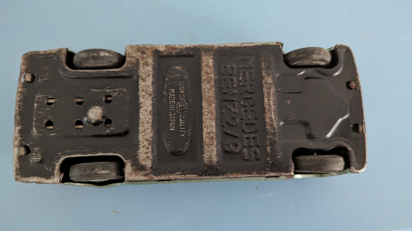 Bandai - Mercedes-Benz 219 Convertible Peltiauto (1960-luku, Japani)