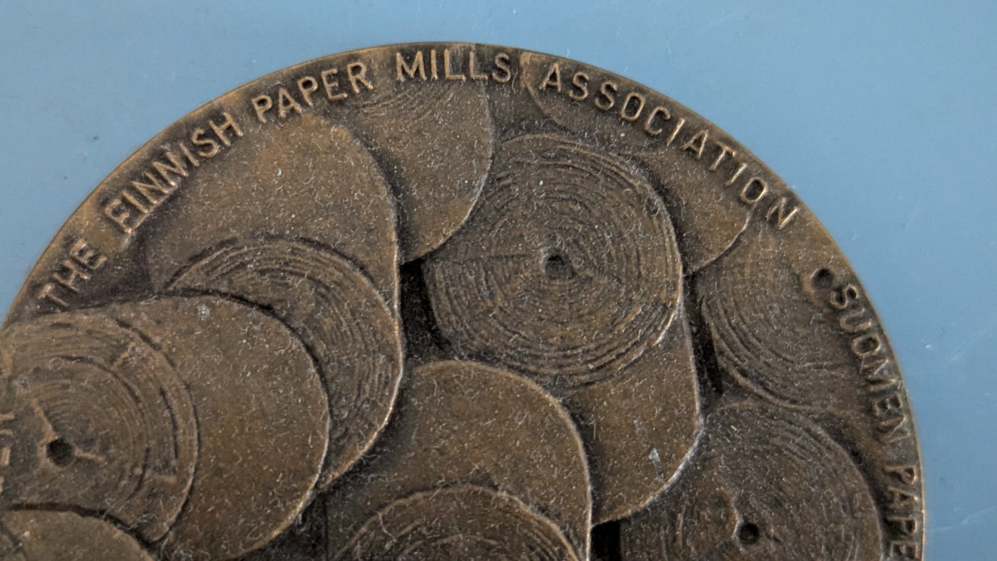 Kultateollisuus - Suomen Paperitehtaitten Yhdistys 50-vuotta (1968, Aimo Tukiainen)