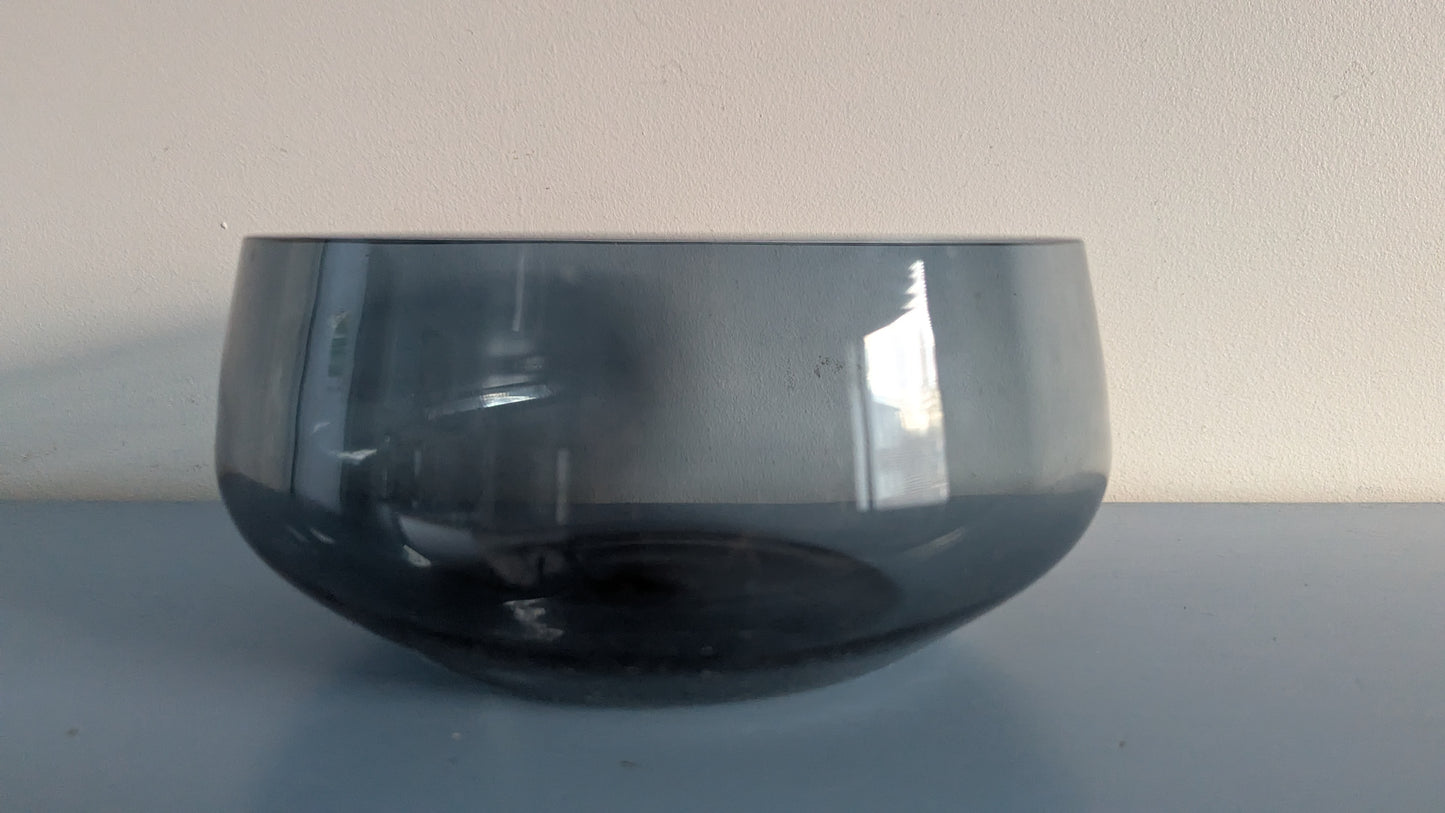 Riihimäen Lasi Kulma Tarjoilukulho (1956-1968, Sakari Pykälä)