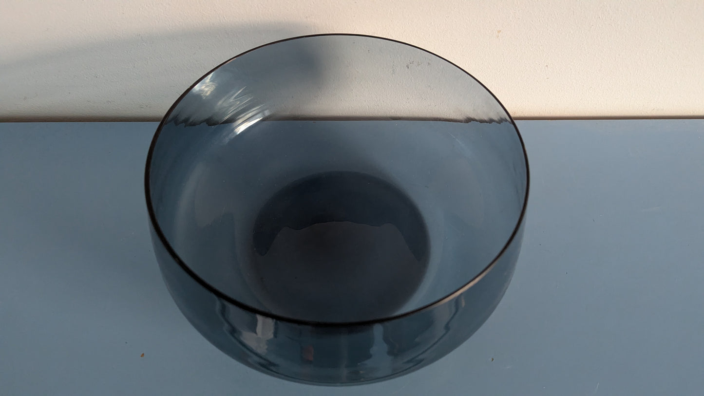 Riihimäen Lasi Kulma Tarjoilukulho (1956-1968, Sakari Pykälä)