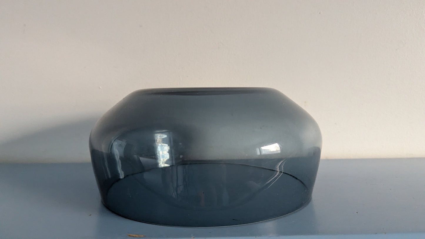 Riihimäen Lasi Kulma Tarjoilukulho (1956-1968, Sakari Pykälä)