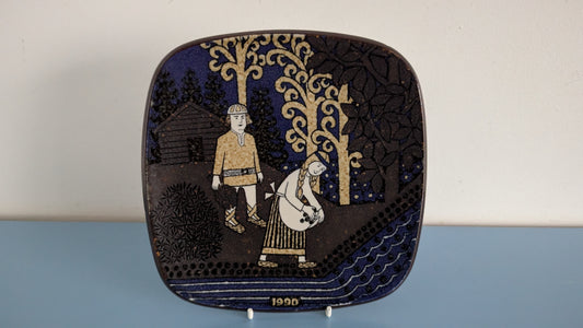 Arabia Kalevala Vuosilautanen 1990 (Raija Uosikkinen)