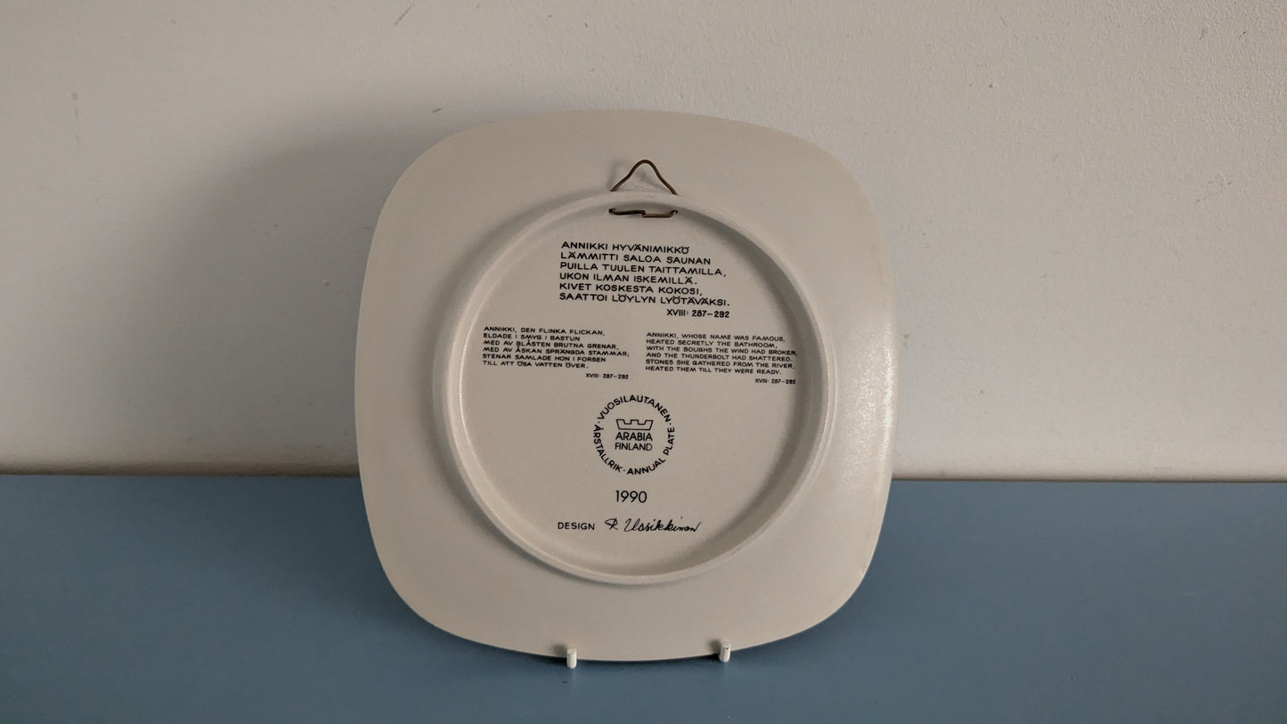 Arabia Kalevala Vuosilautanen 1990 (Raija Uosikkinen)