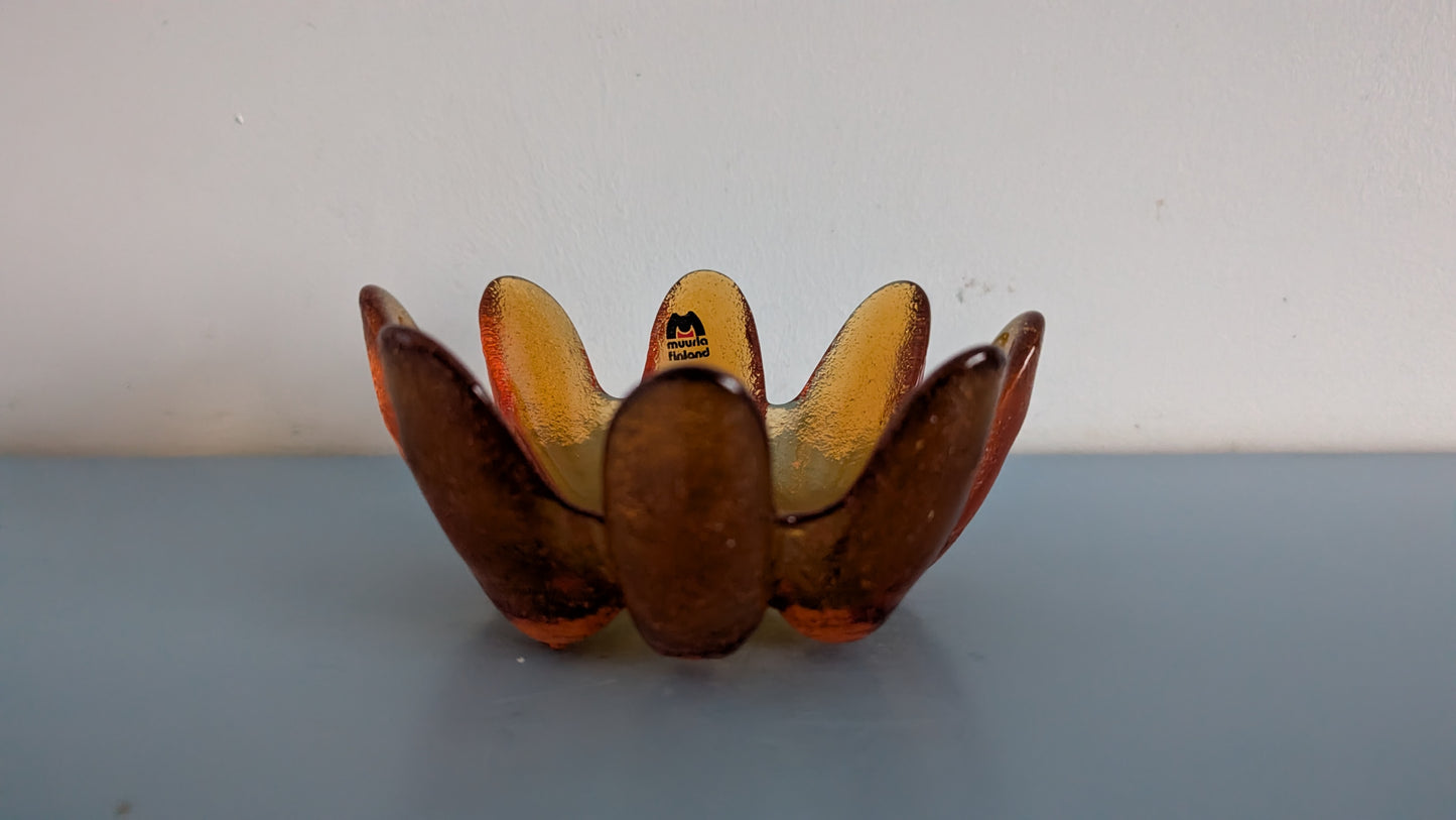 Muurla - Tähtituikku Tuikkukippo (1985, Juhani Ruuskanen)