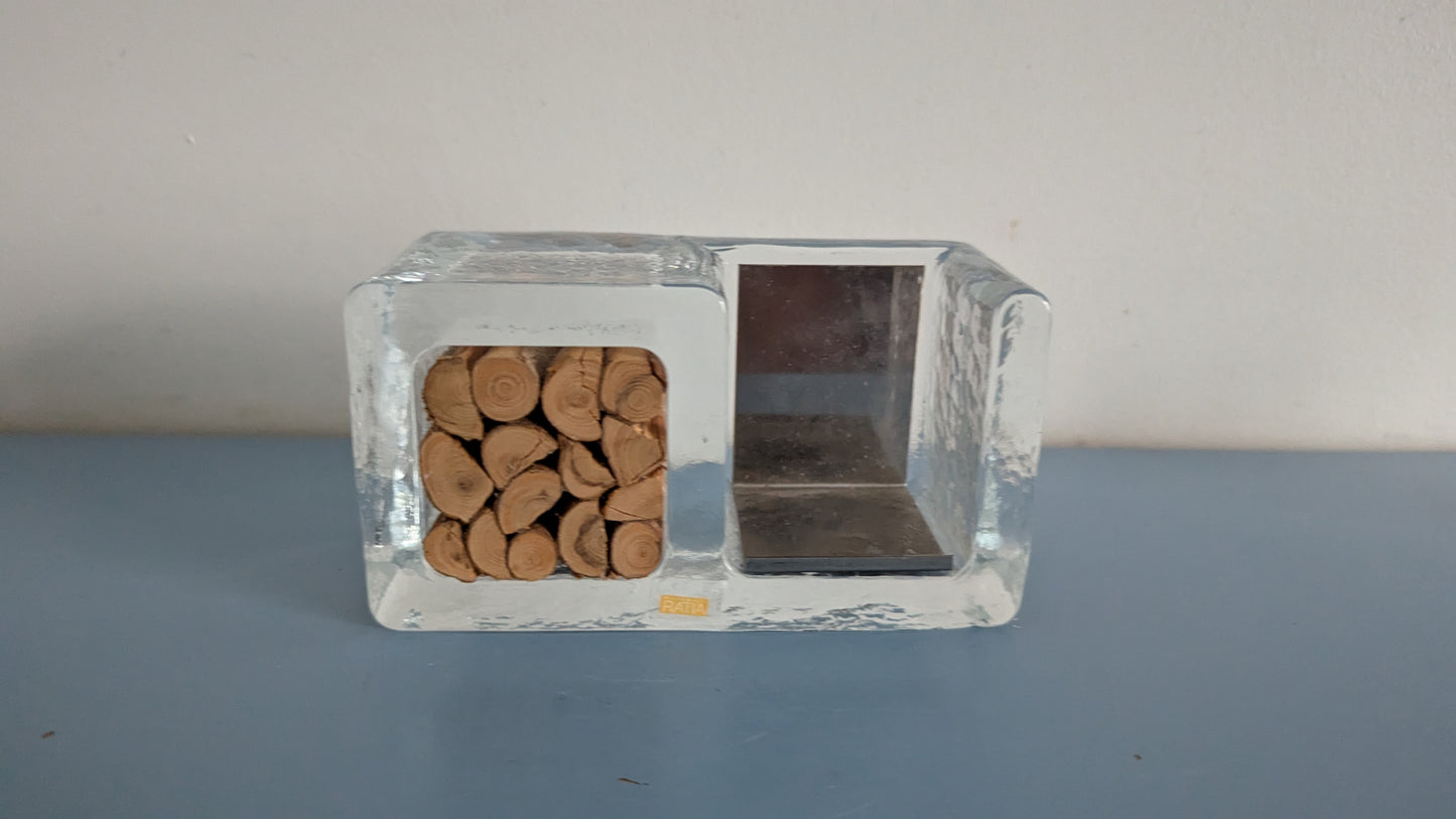 Muurla Takka Tuikkualusta (Ristomatti Ratia)