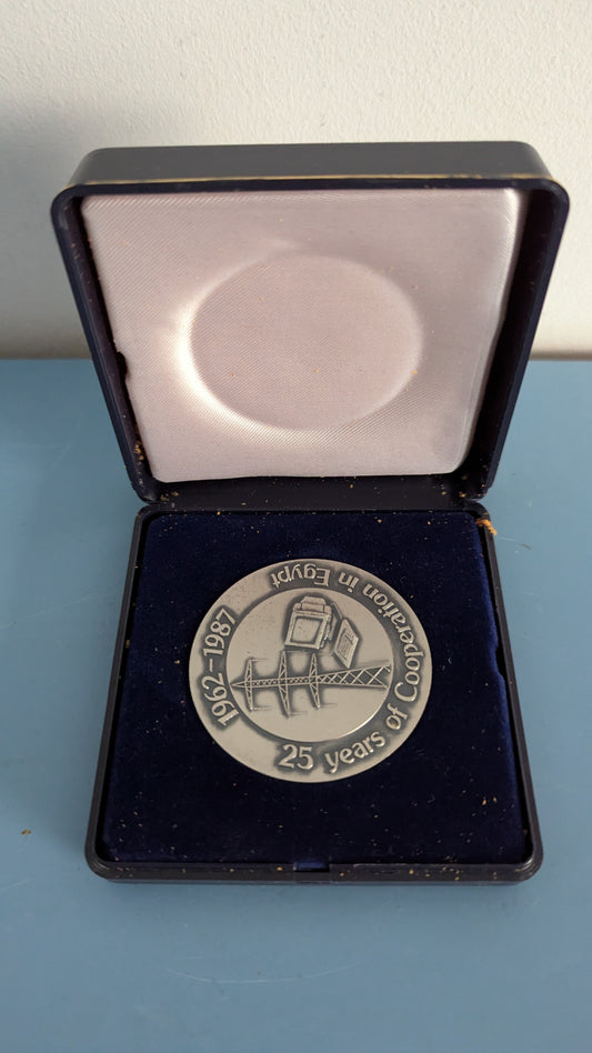 Nokia ja Tecalex 25v Yhteistyötä Egyptissä Mitali (1987)