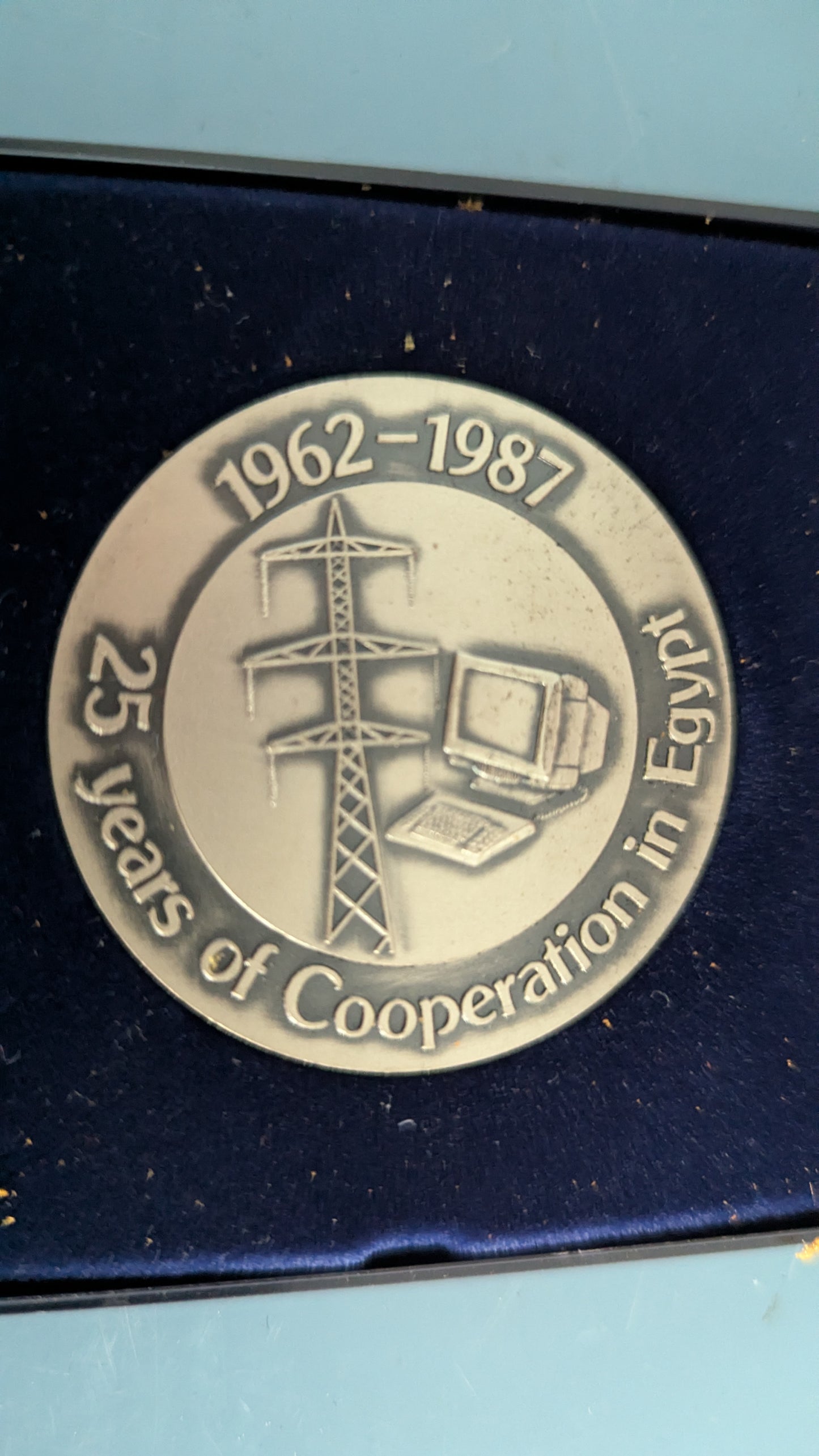 Nokia ja Tecalex 25v Yhteistyötä Egyptissä Mitali (1987)