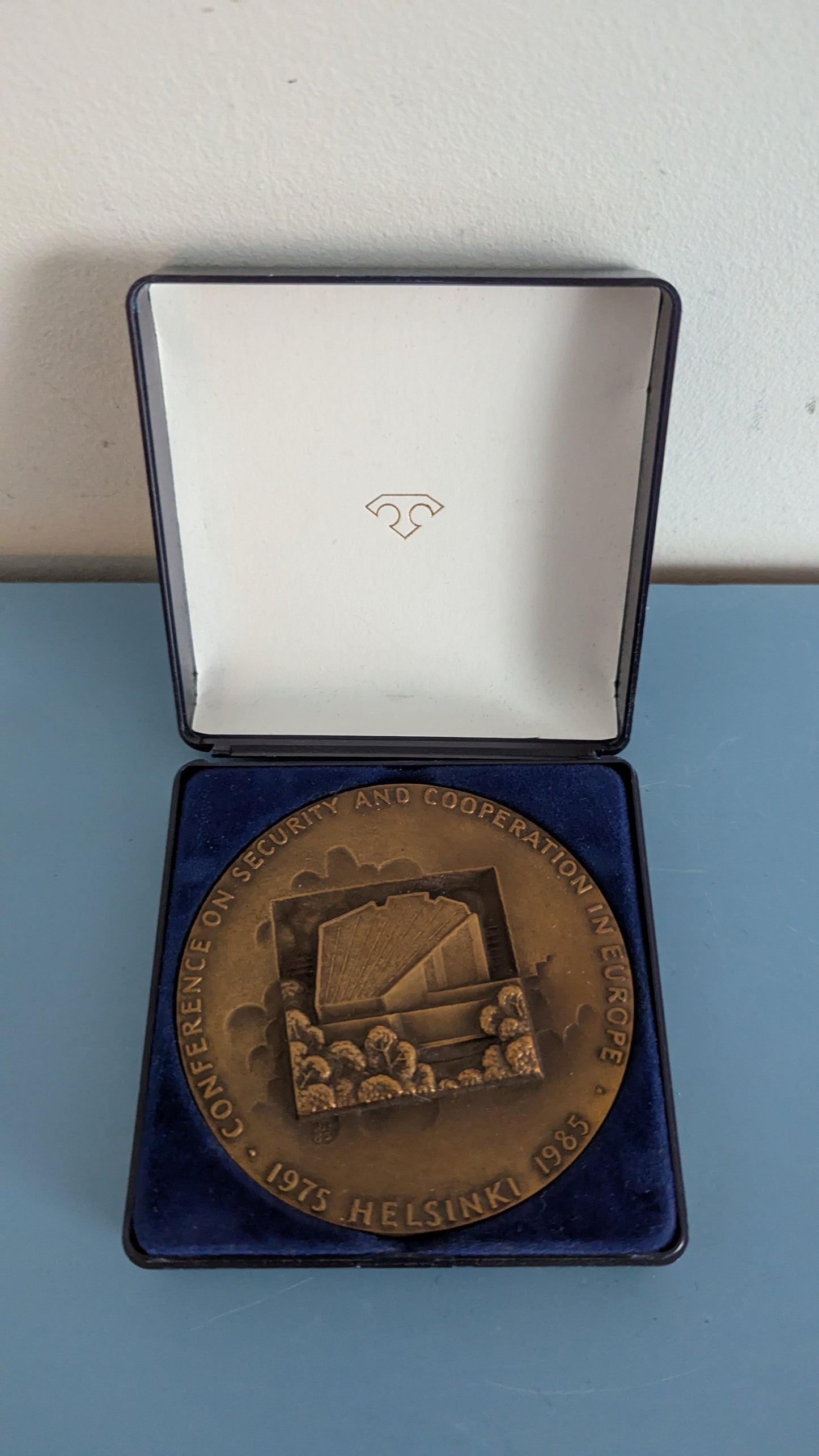 Raimo Heino - ETYK:n 10-vuotisjuhlakokous Helsingissä Pöytämitali (1985)