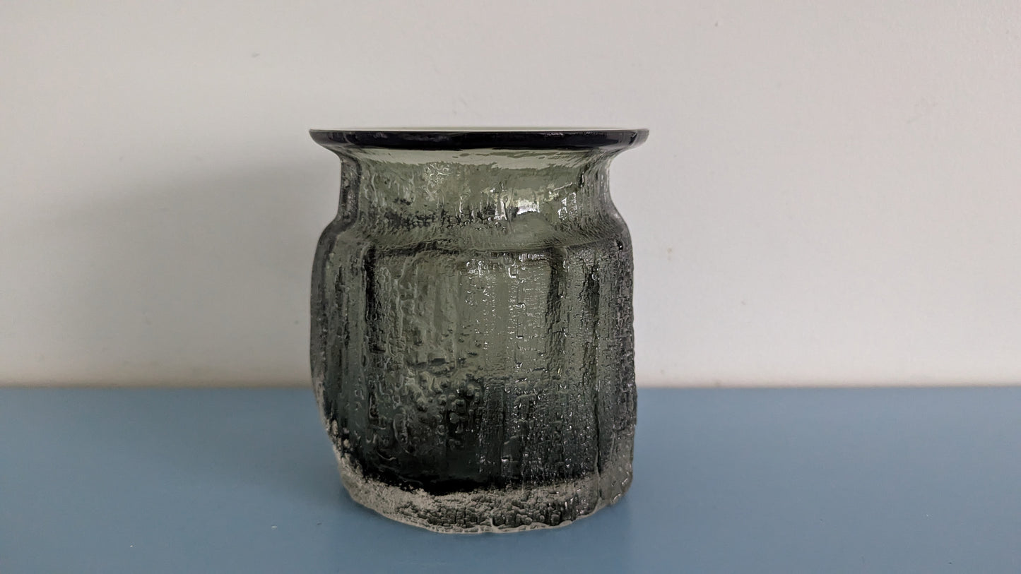 Iittala 3354 Finlandia Maljakko (1964-1970, Signeerattu, Timo Sarpaneva)