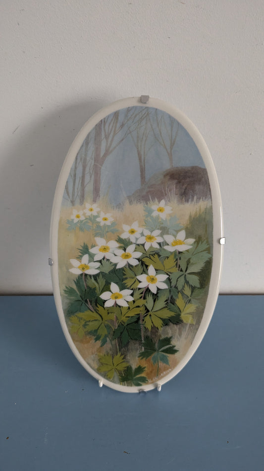 Arabia Valkovuokko Seinälaatta (1987, 200kpl Painos, Raija Uosikkinen)