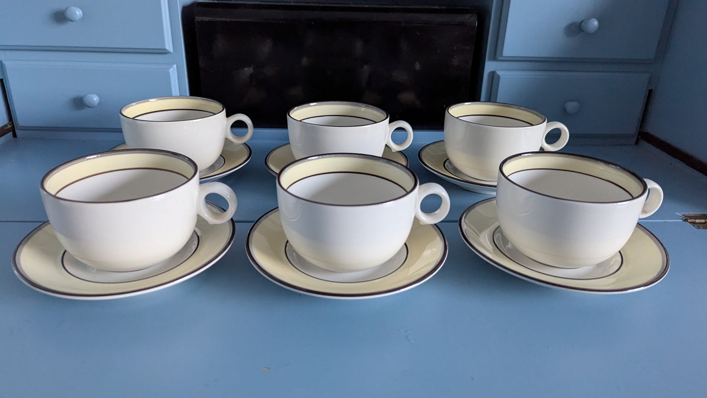 Arabia Veranda Teeastiasto Kuudelle Hengelle (12-osaa, Inkeri Leivo)