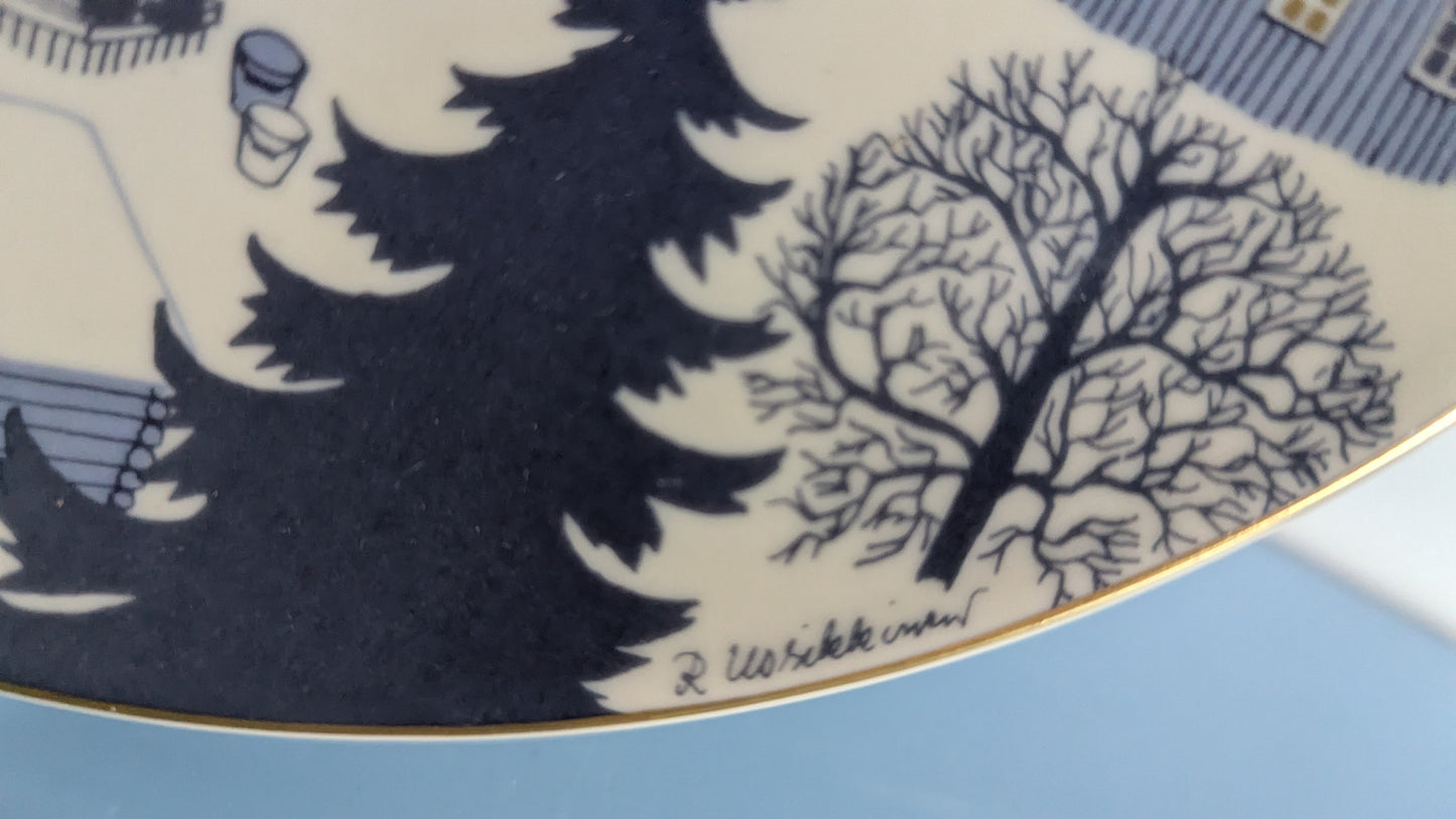 Arabia Joululautanen 1981 (Alkuperäisessä Paketissa, Raija Uosikkinen)