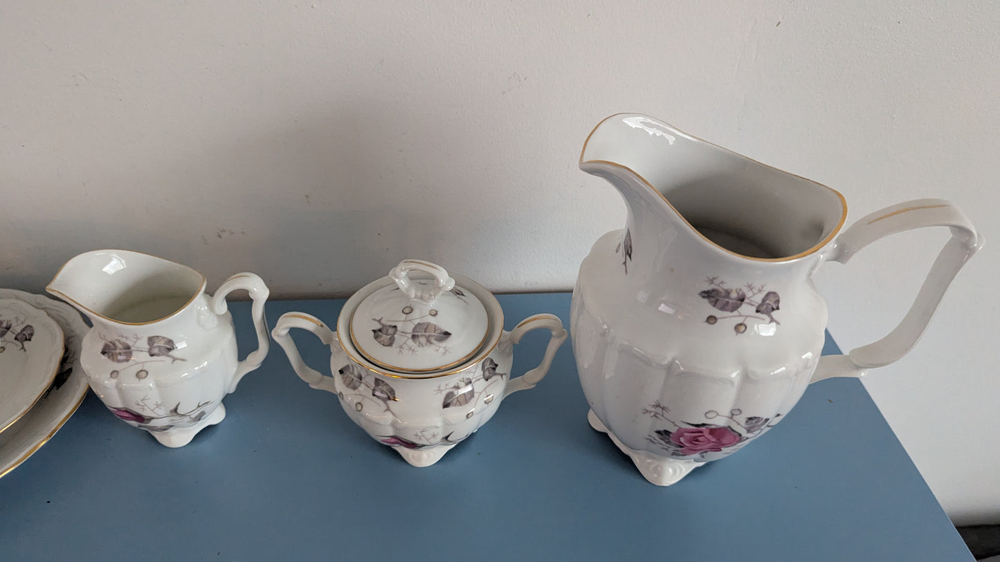 Wałbrzych - Ruusukuvioinen Kahviastiasto 10-hengelle (34-osainen)