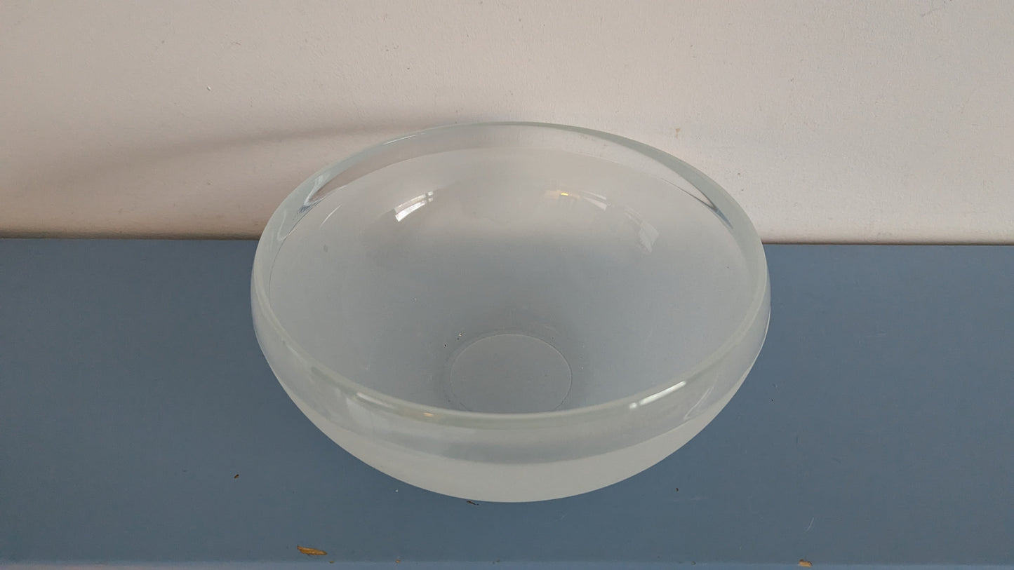 Nuutajärvi Lumikuru Tarjoilukulho / Salaattikulho (1986, Kerttu Nurminen)