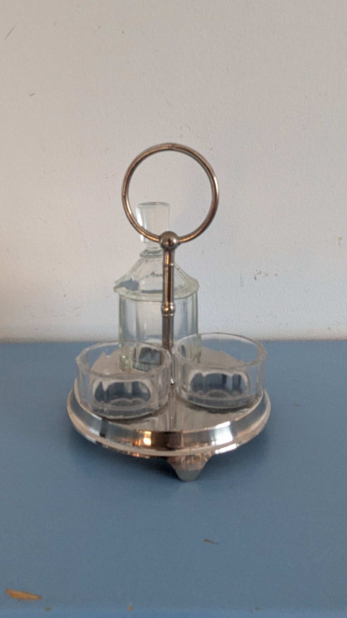 Vanha Mausteikko (Kolmella Lasipurkilla)