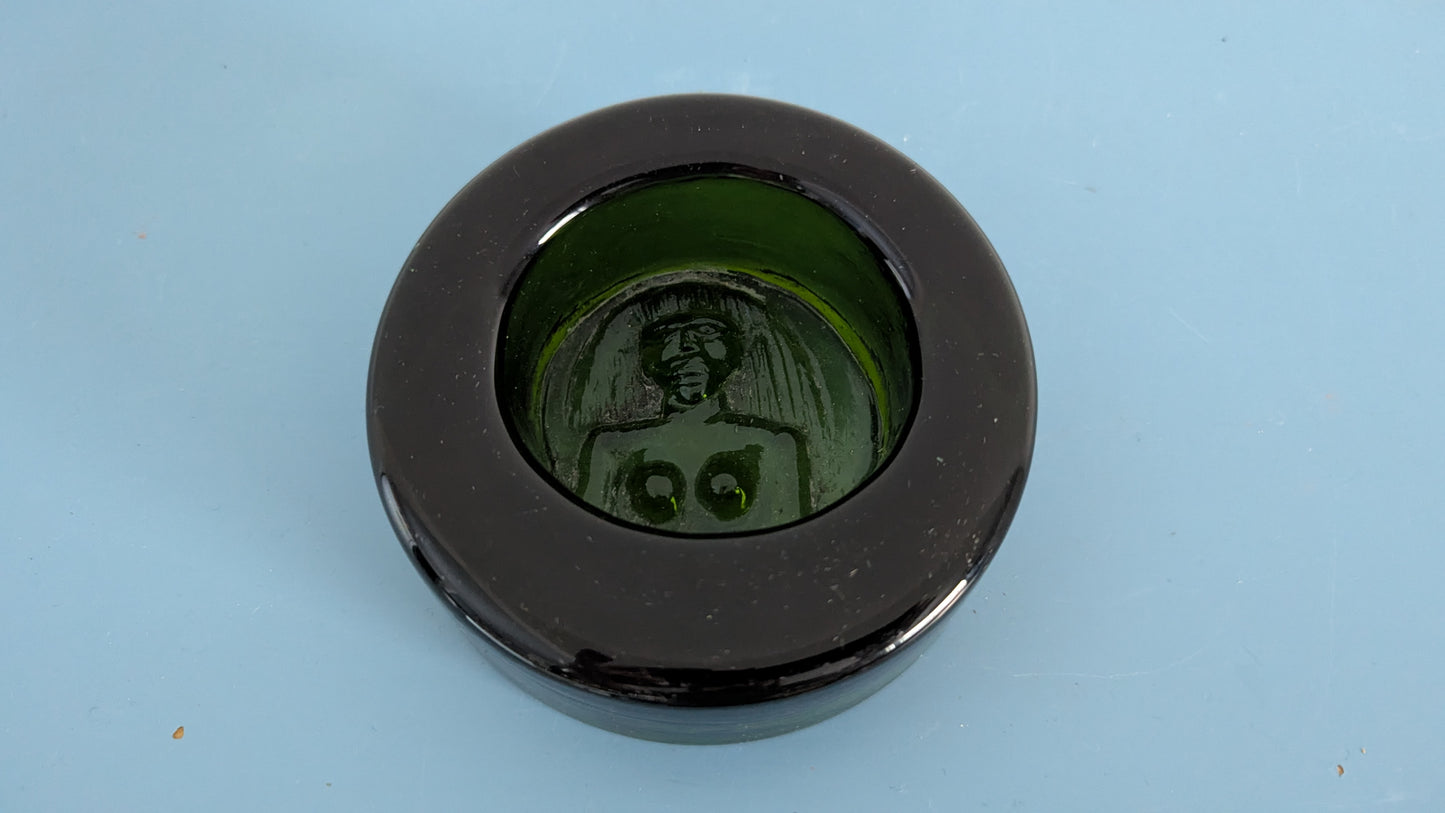 Boda - Naisen Hahmolla Koristeltu Tuhkakuppi / Tuhka-astia (1957, Erik Höglund)