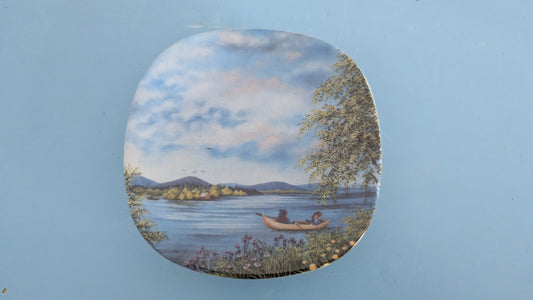 Arabia Kesäinen Lappi Seinälautanen (Anita Rantanen-Siewers)