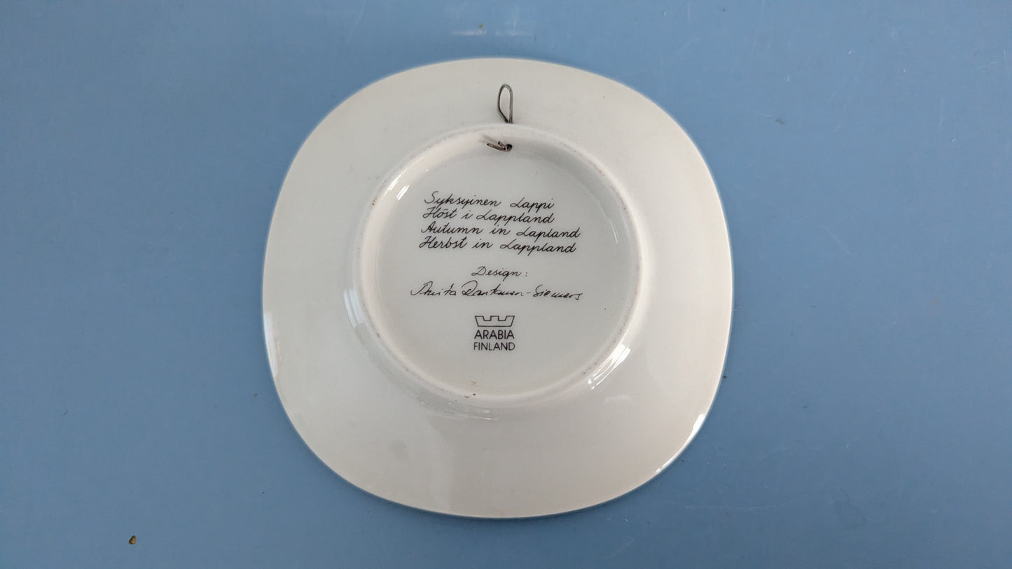 Arabia Syksyinen Lappi Seinälautanen (Anita Rantanen-Siewers)