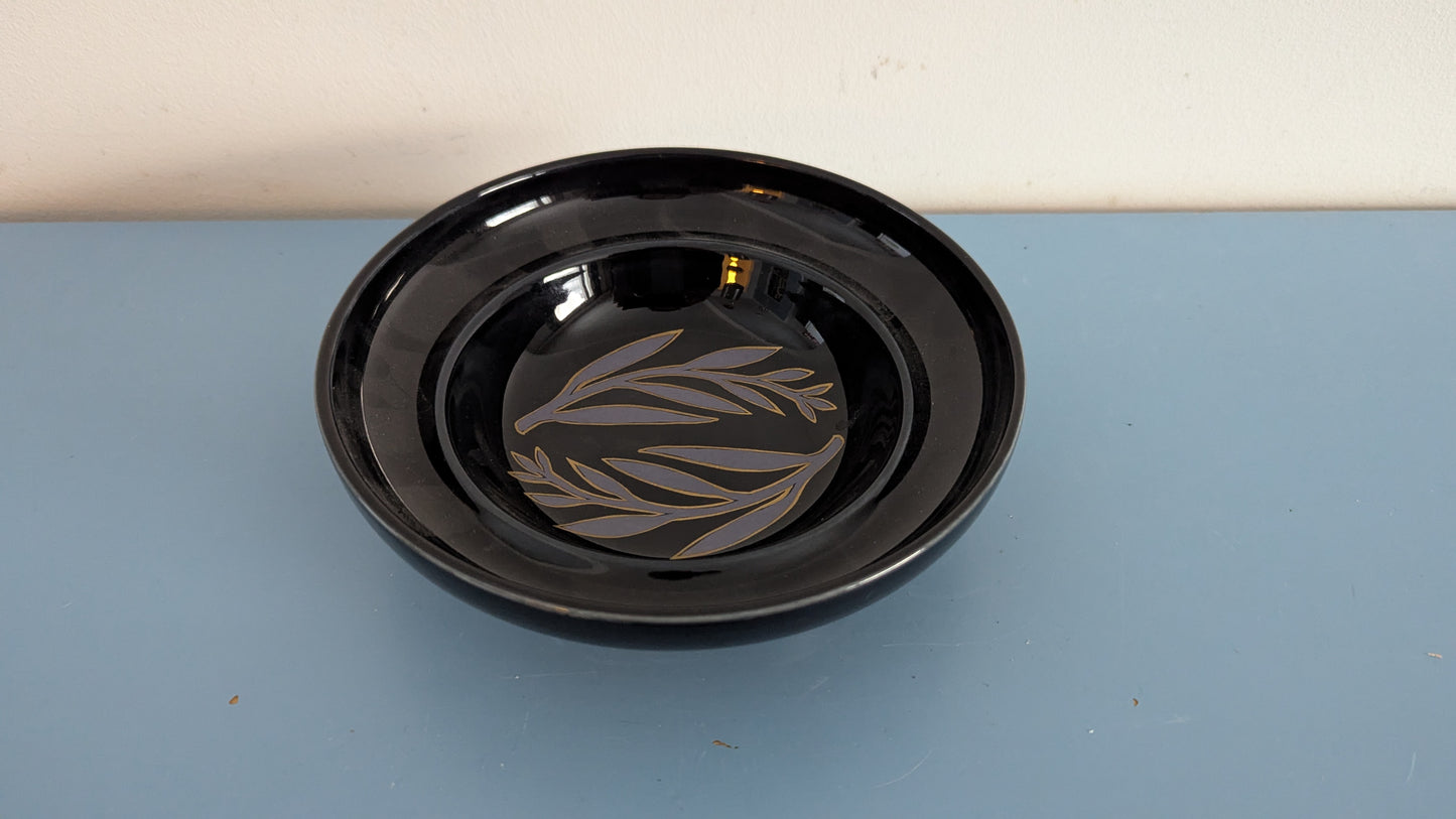 Arabia - Kulho (1979-1981, Signeerattu, Pauli Partanen)