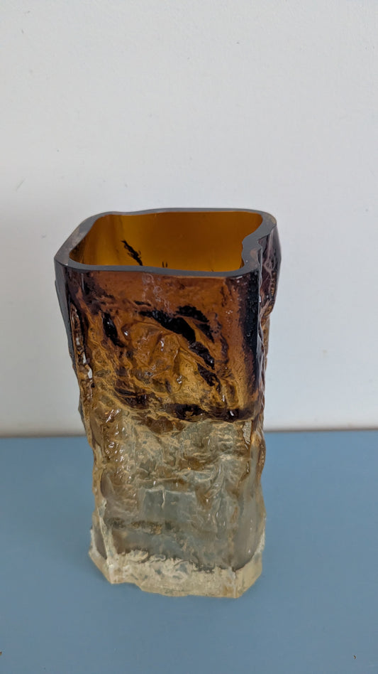 Kumela Kallio Maljakko (1969-1976, Signeerattu, Kaj Blomqvist)