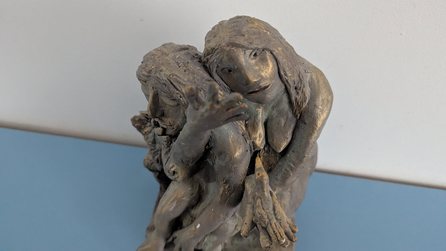 Anna-Liisa Siivonen - Hellä Hetki (Signeerattu Kipsipatsas, 2020)