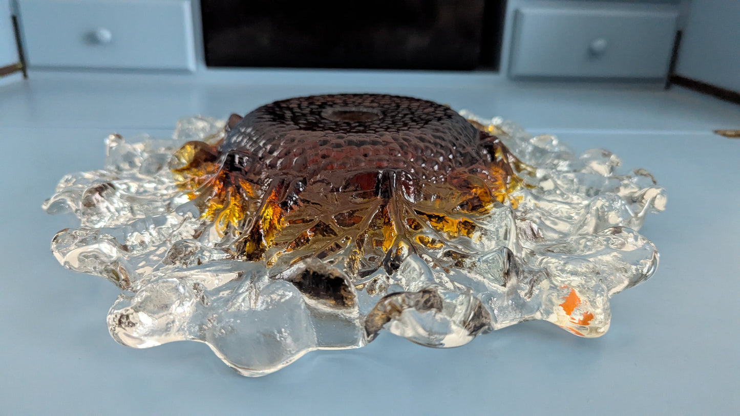 Humppila Kasvimaalla Vati (1978-1983, Signeerattu, Pertti Santalahti)