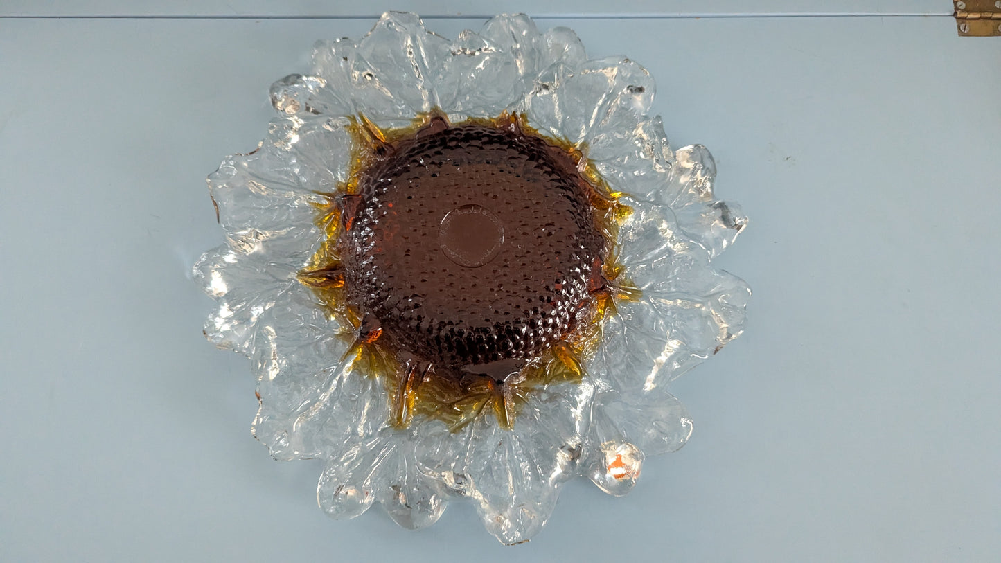 Humppila Kasvimaalla Vati (1978-1983, Signeerattu, Pertti Santalahti)