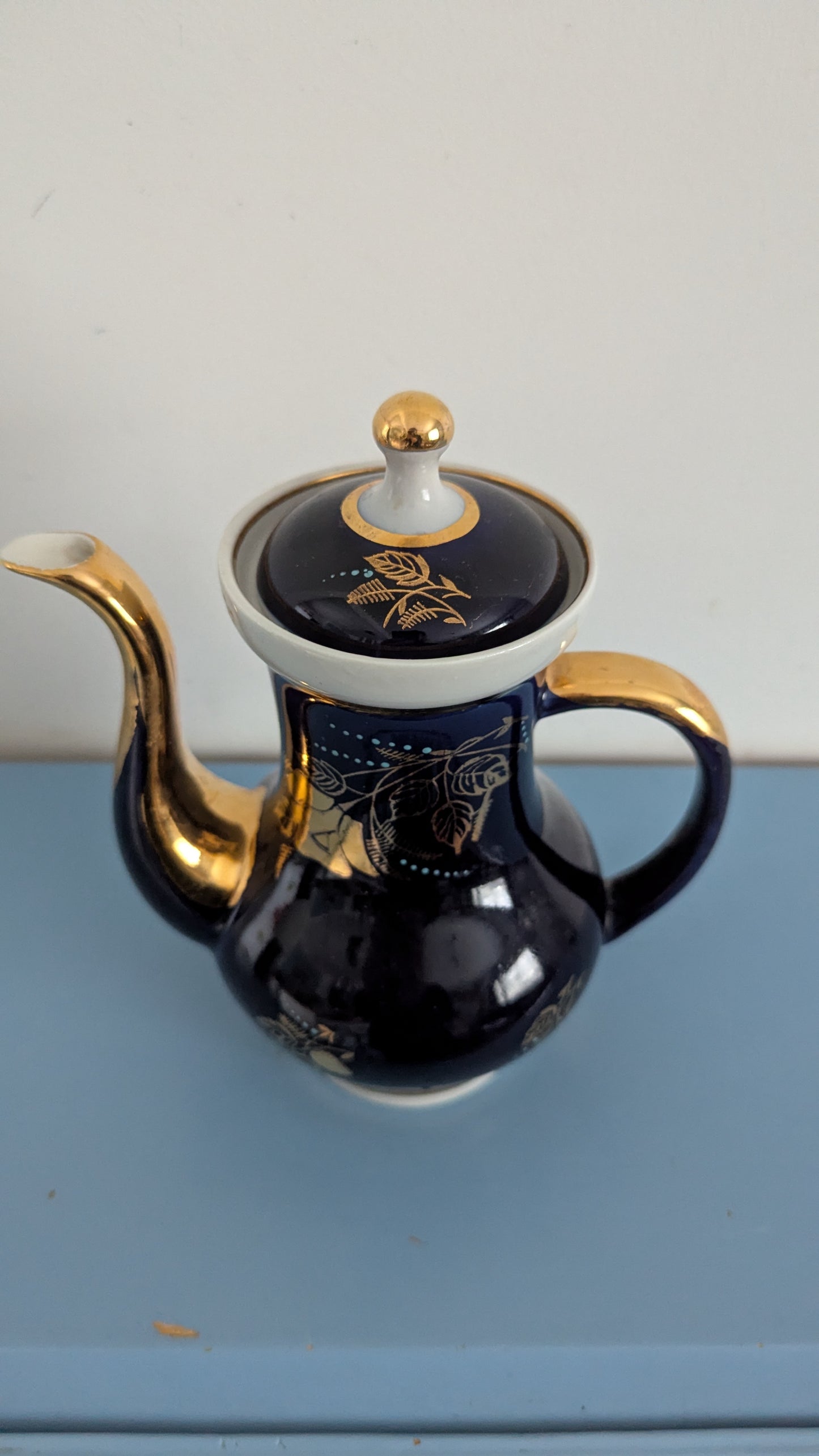 Dovbysh - Koboltti Kultaruusu Teekannu / Kahvikannu