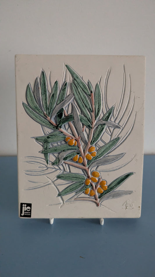 Jie Gantofta Tyrni Seinälaatta (Signeerattu, Aimo Nietosvuori)