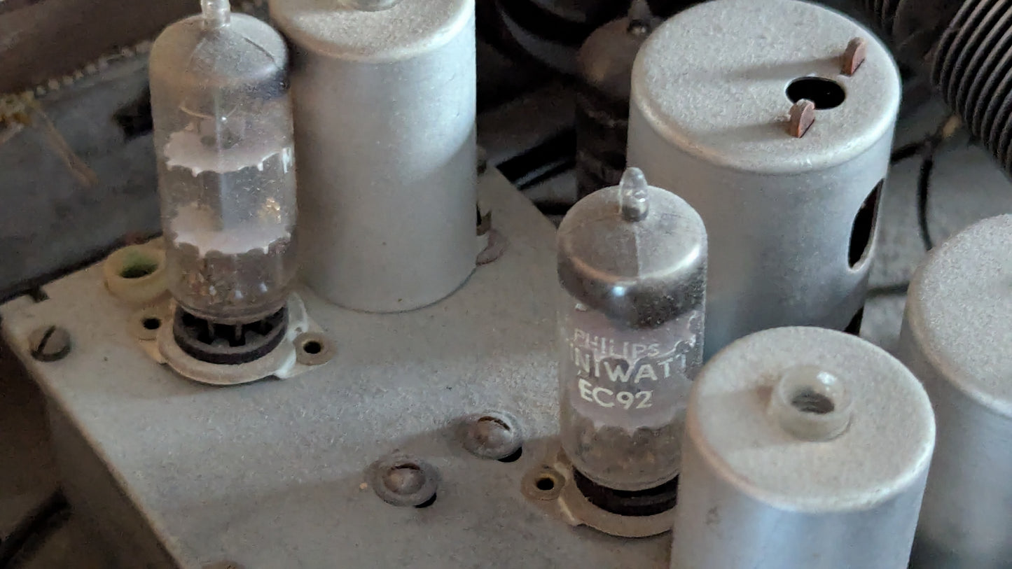 ASA 820 Putkiradio (1954)