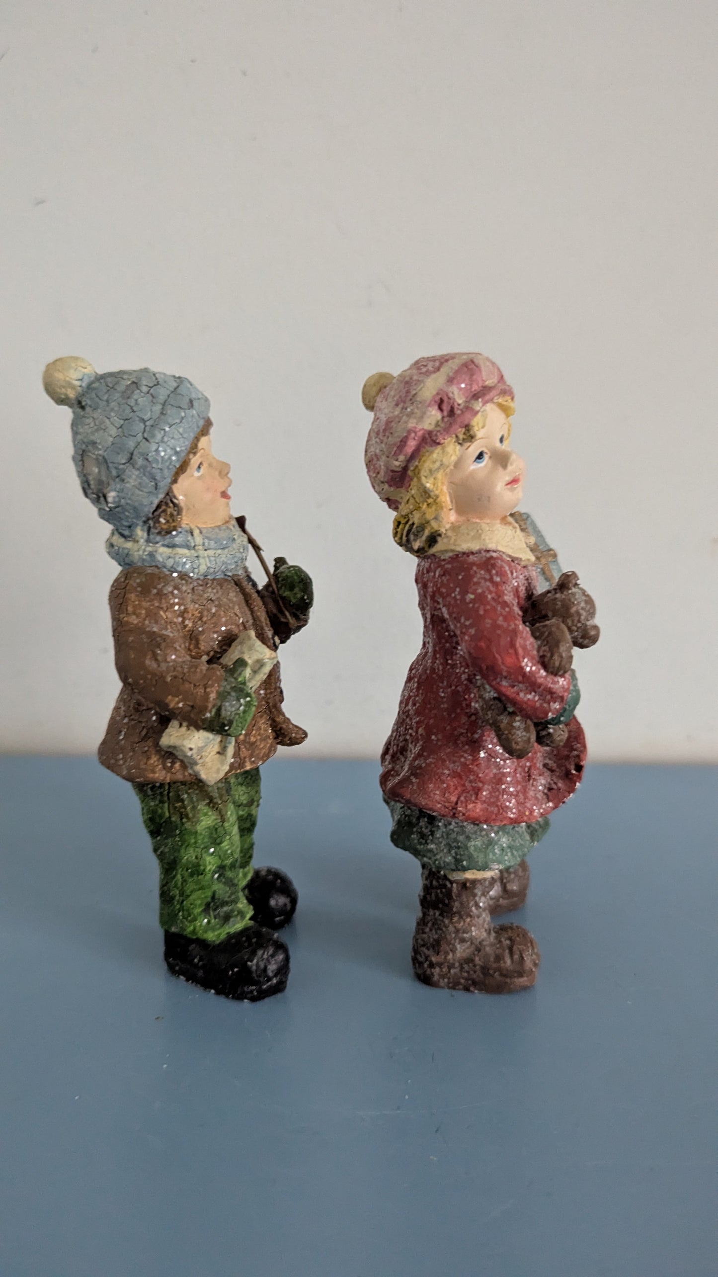 Jouluiset Tyttö ja Poika Figuurit