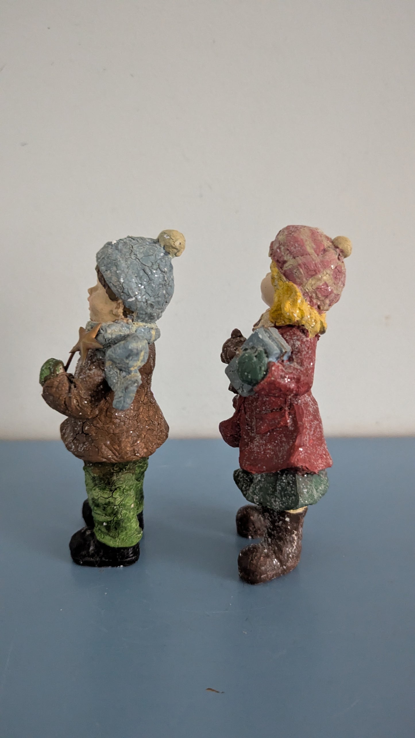 Jouluiset Tyttö ja Poika Figuurit