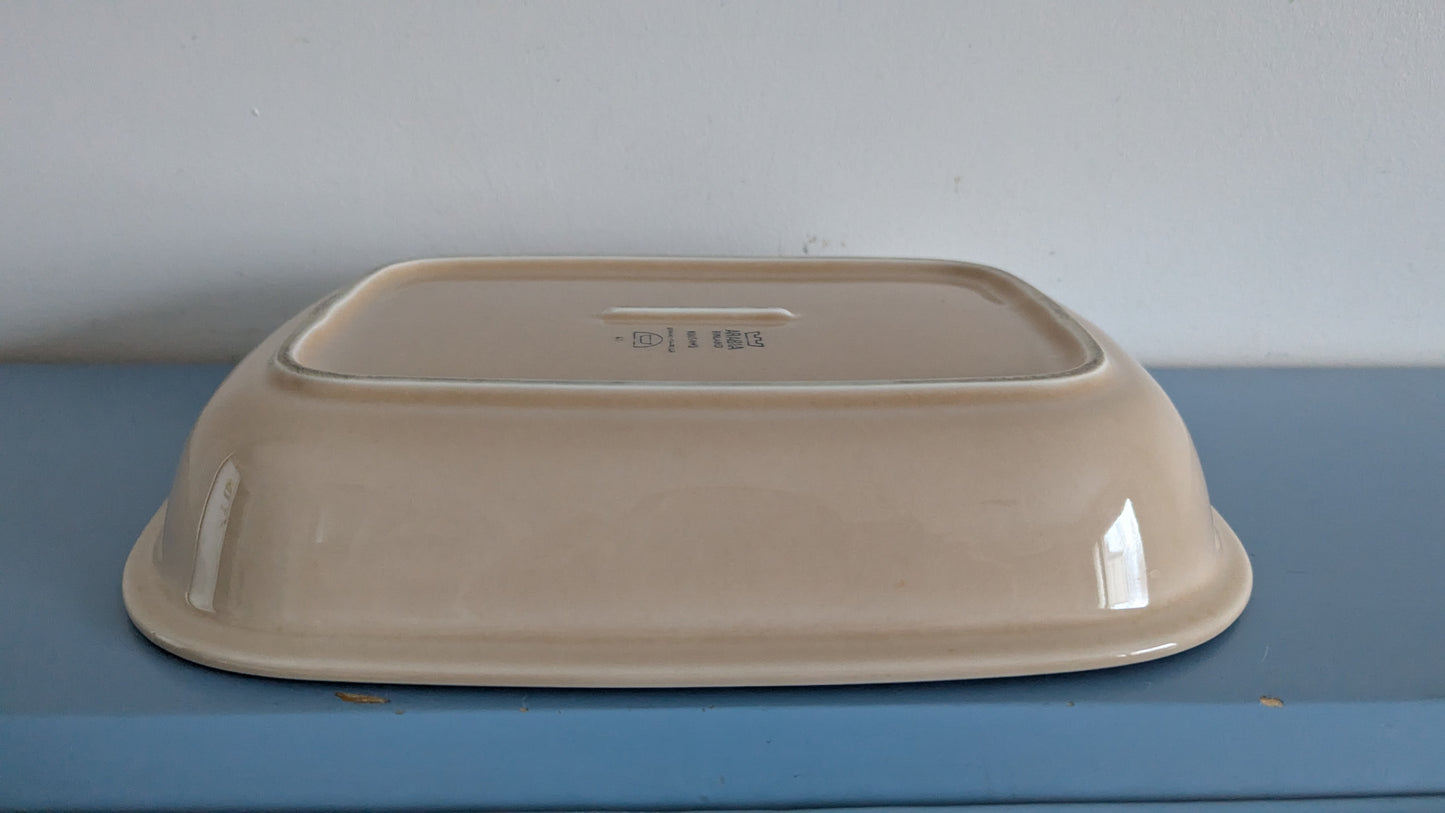 Arabia Kuusamo Paistivati / Uunivuoka (1982-1988, Göran Bäck)