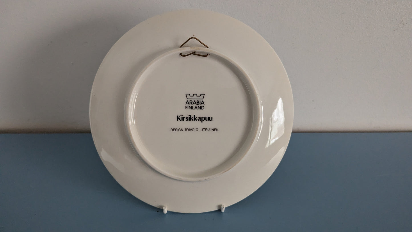 Arabia Kirsikkapuu Seinälautanen (1990-luku, Toivo G. Utriainen)