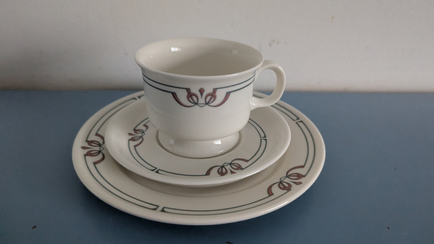 Arabia Capella Kahviastiasto 12-hengelle (36-osaa, 1987, Stockmann 125v)