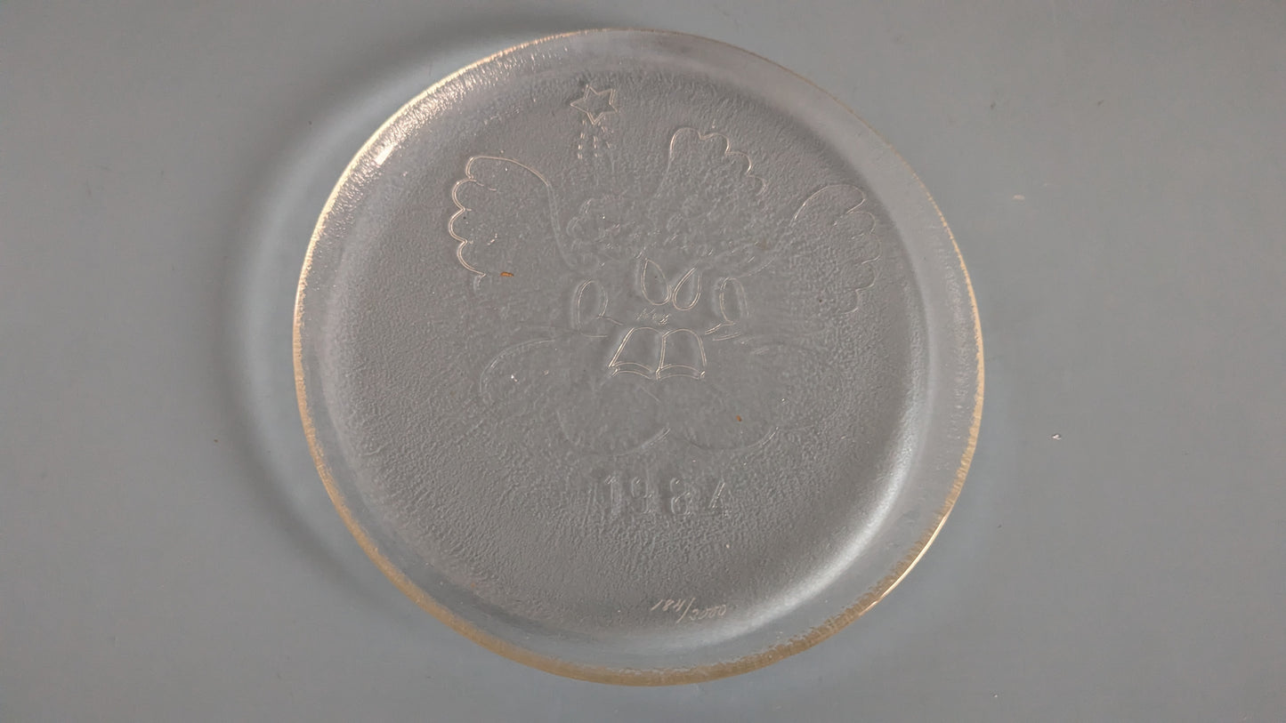 Humppila Enkelit 1984 Numeroitu 184/2000 Joululautanen (Sign. Kaija Aarikka)